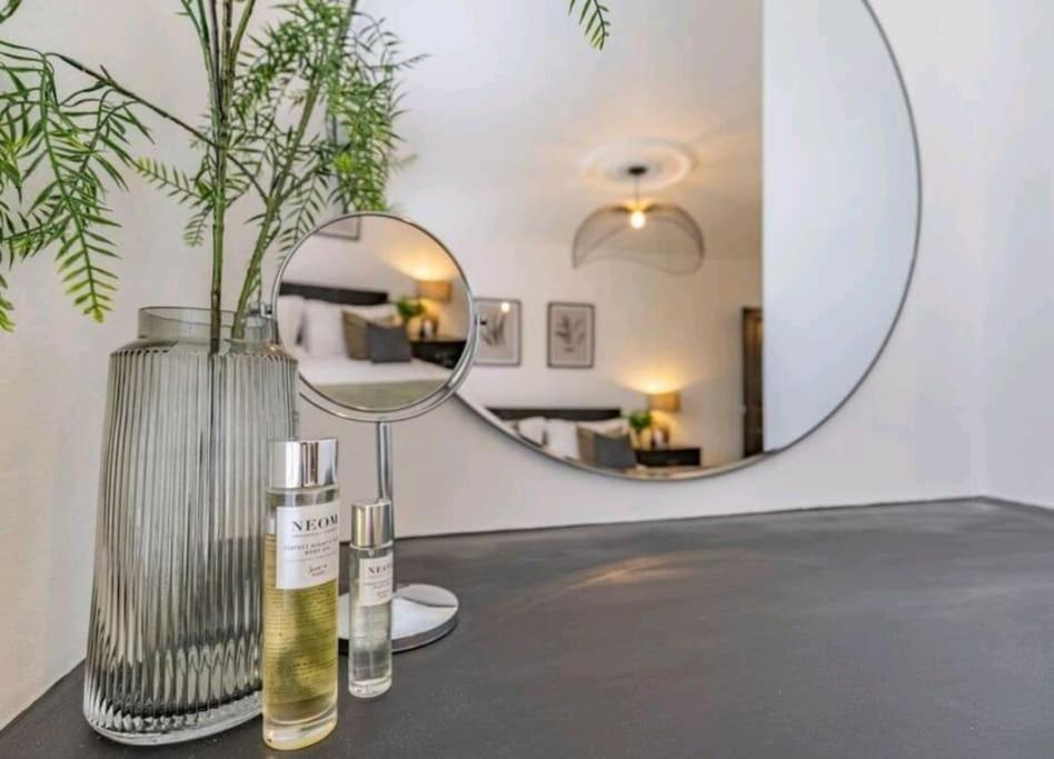 St Marg'S Hideaway; Grade II Listed Luxury Apartment In The Heart Of Cheltenham - Gateway To The Cotswolds! Sleeps 4 - Outdoor Seating And Free Private Parking! Exteriér fotografie